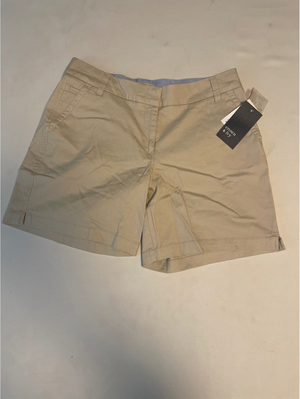 Crown & Ivy Caroline Beige Stretch Twill Shorts Size 8